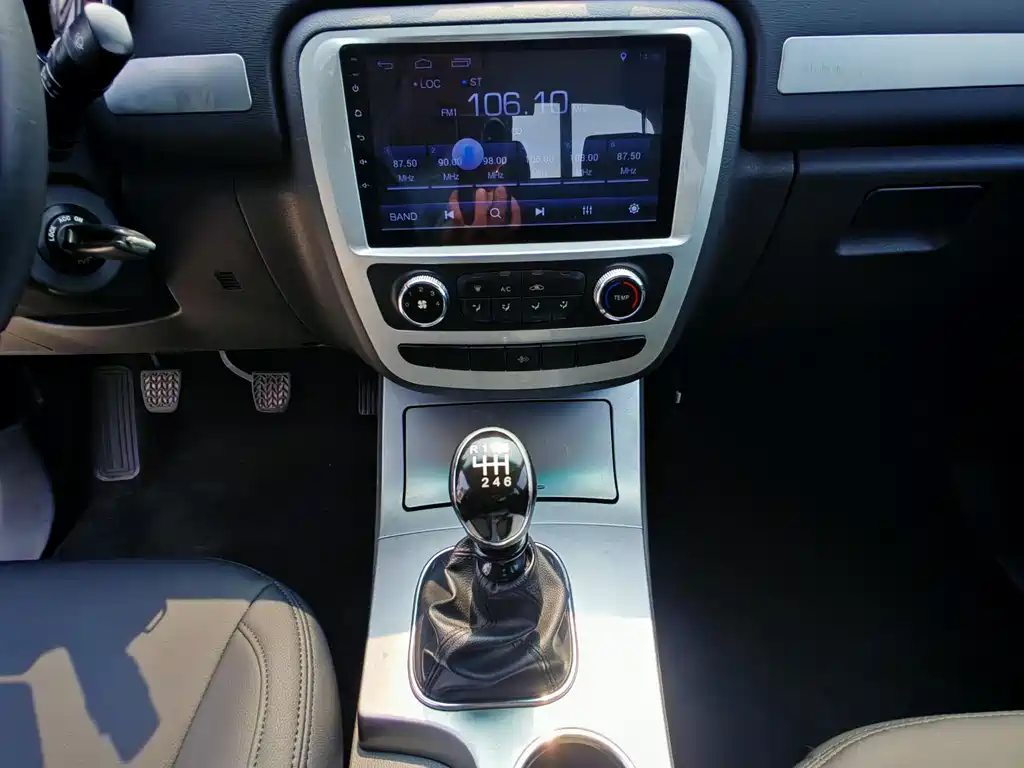 JAC JAC T6 — миниатюра 9