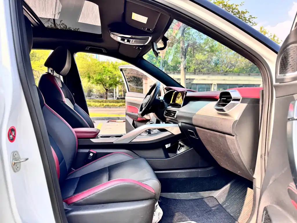 Geely Binyue — миниатюра 14