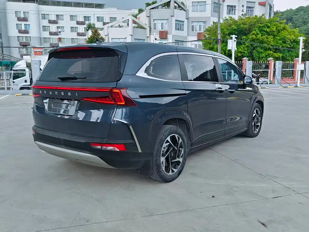 Hyundai Custo — миниатюра 5