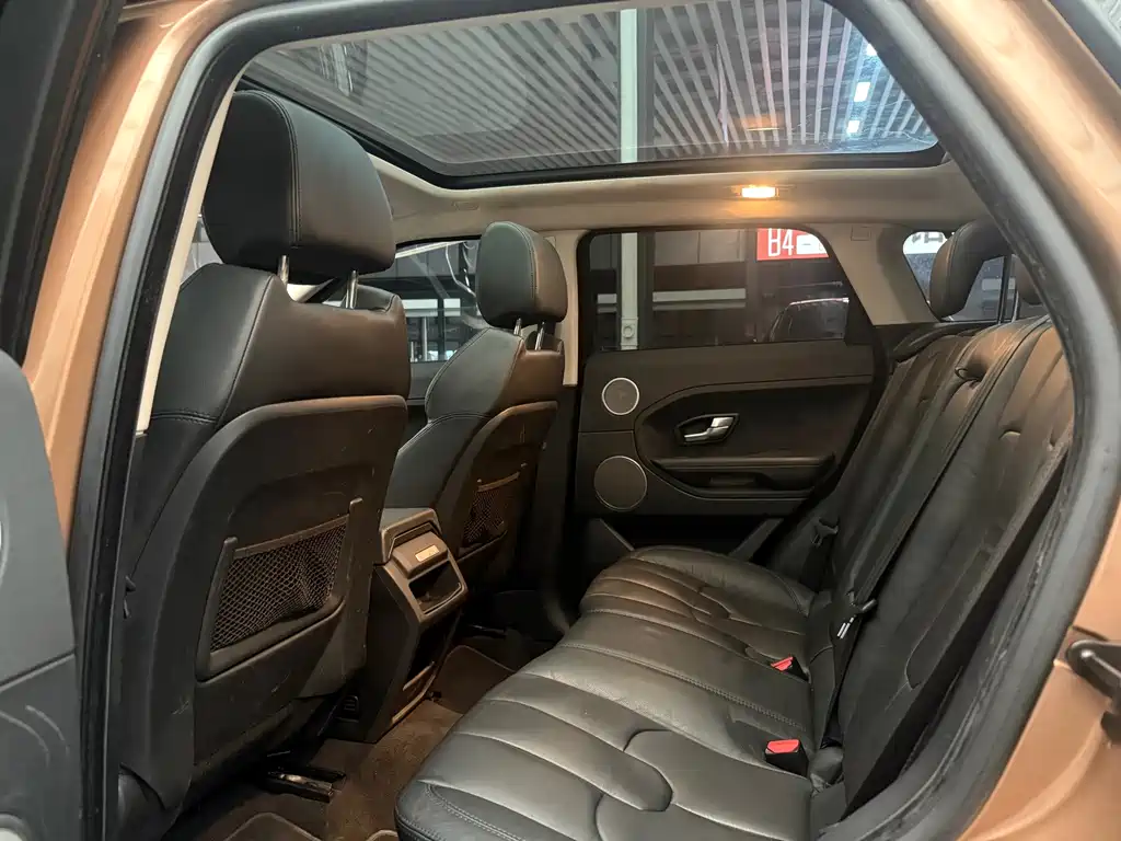 Land Rover Evoque (Import) — миниатюра 13
