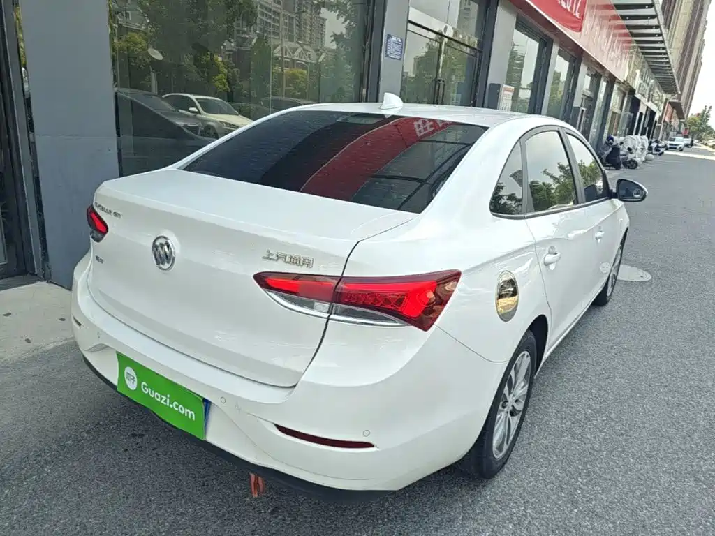 Buick Excelle — миниатюра 7