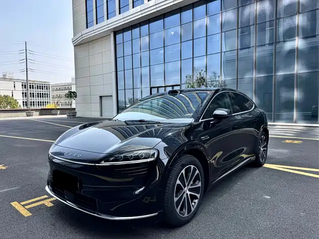 AITO WISDOM WORLD R7 2024