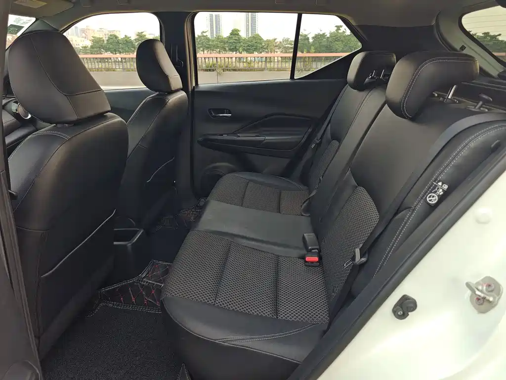 Nissan Kicks — миниатюра 12
