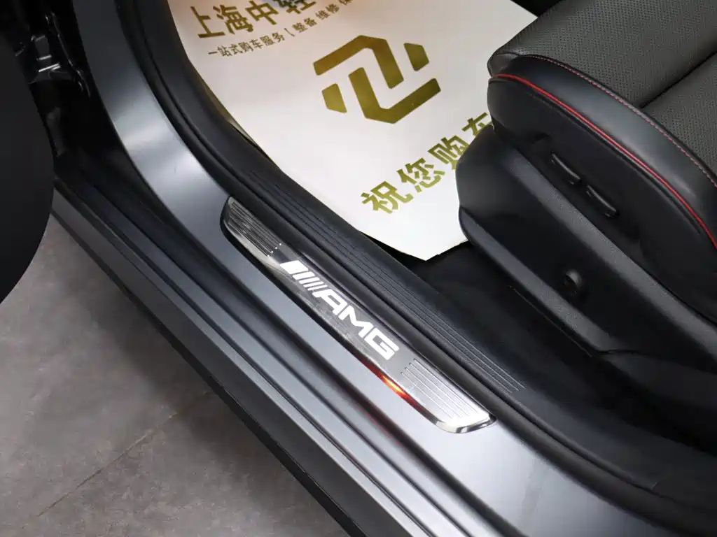 Mercedes-Benz E-Class AMG — миниатюра 12