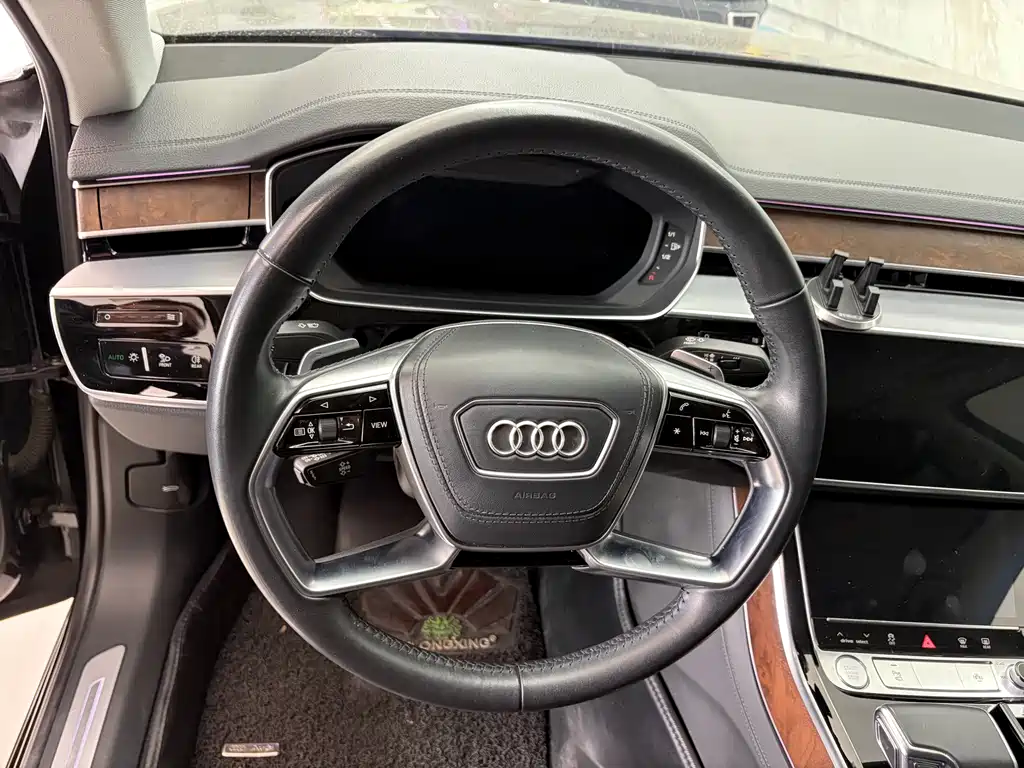 Audi A8 — миниатюра 8