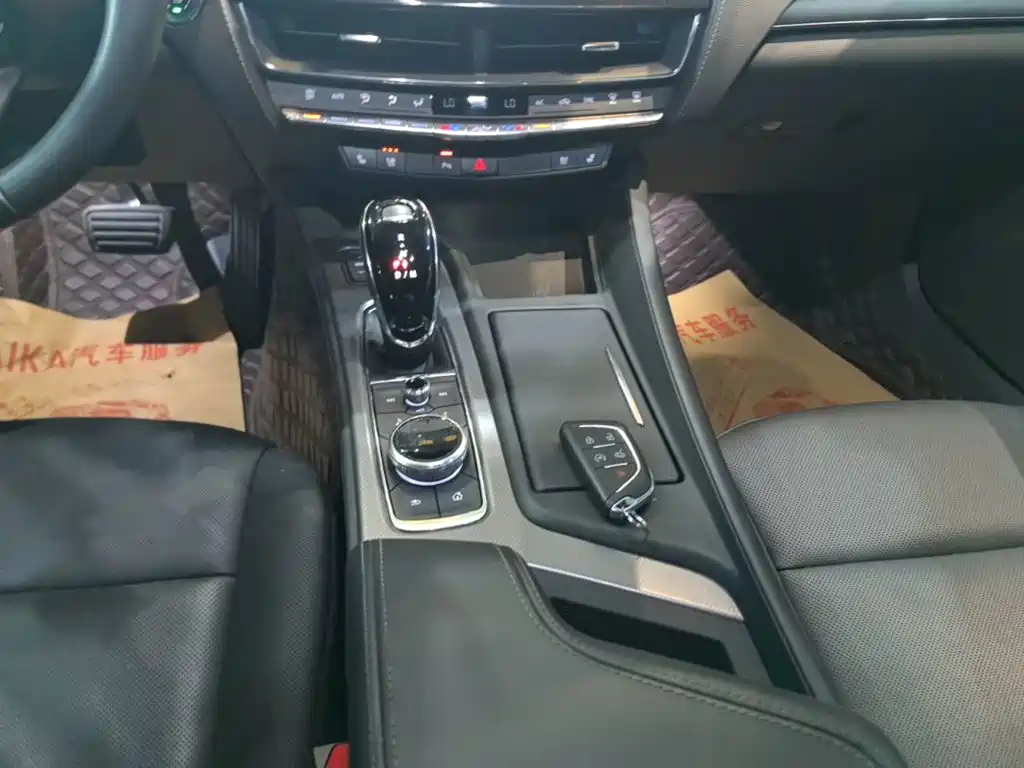 Cadillac CT5 — миниатюра 14