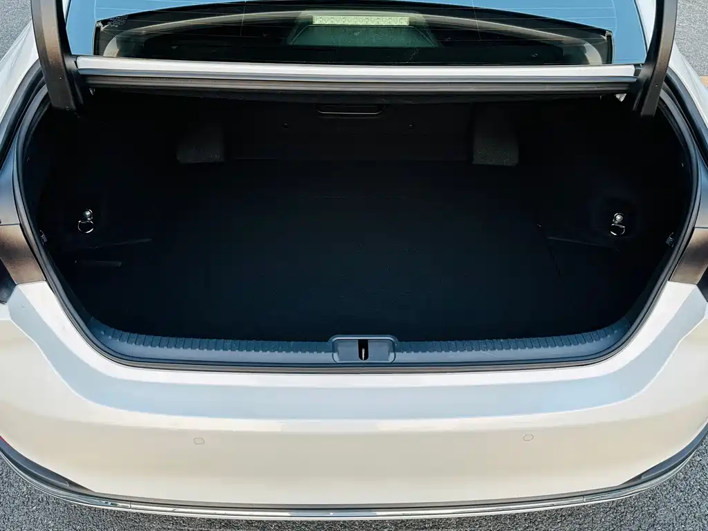 Lexus ES — миниатюра 15