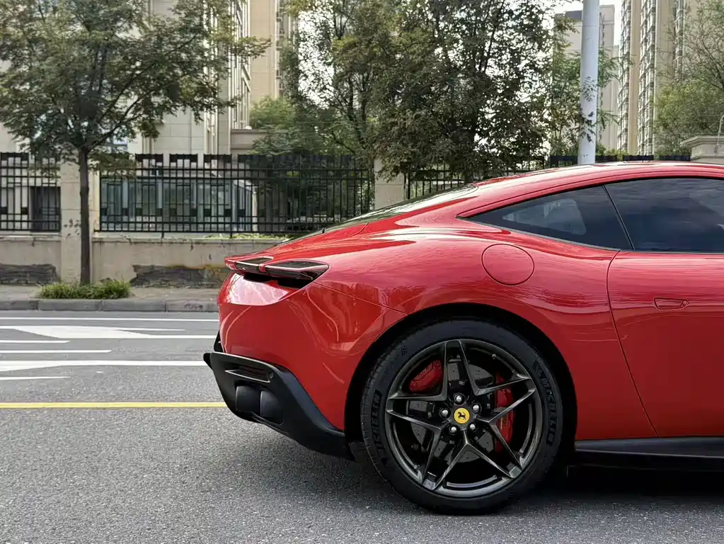 Ferrari Roma — миниатюра 31