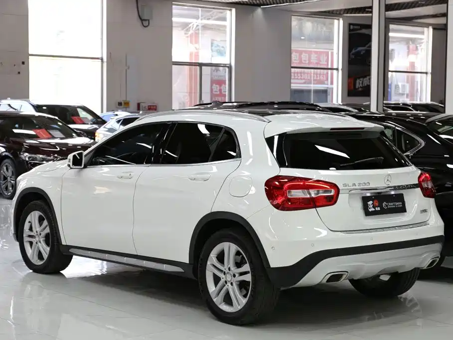 Mercedes-Benz GLA — миниатюра 18