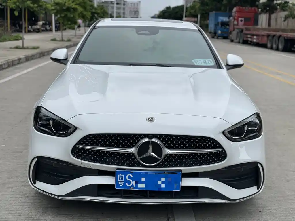 Mercedes-Benz C-Class — миниатюра 11