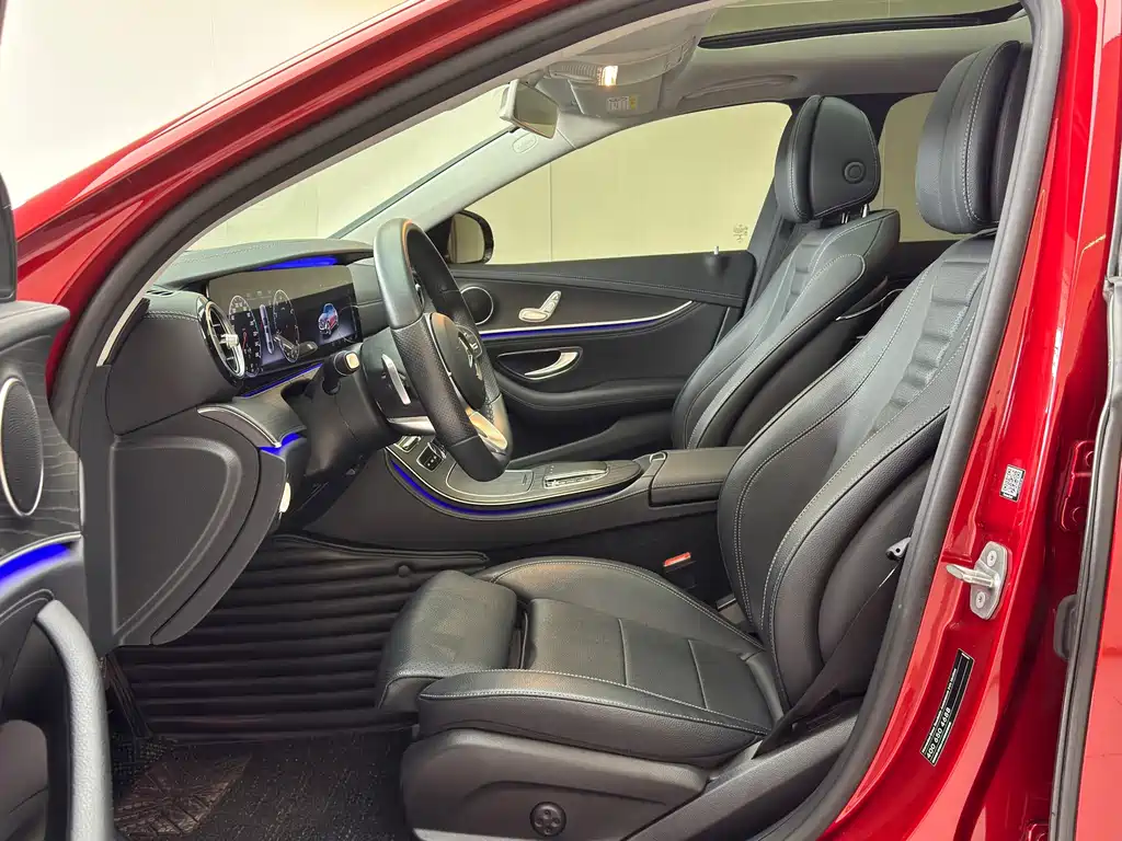 Mercedes-Benz E-Class — миниатюра 7