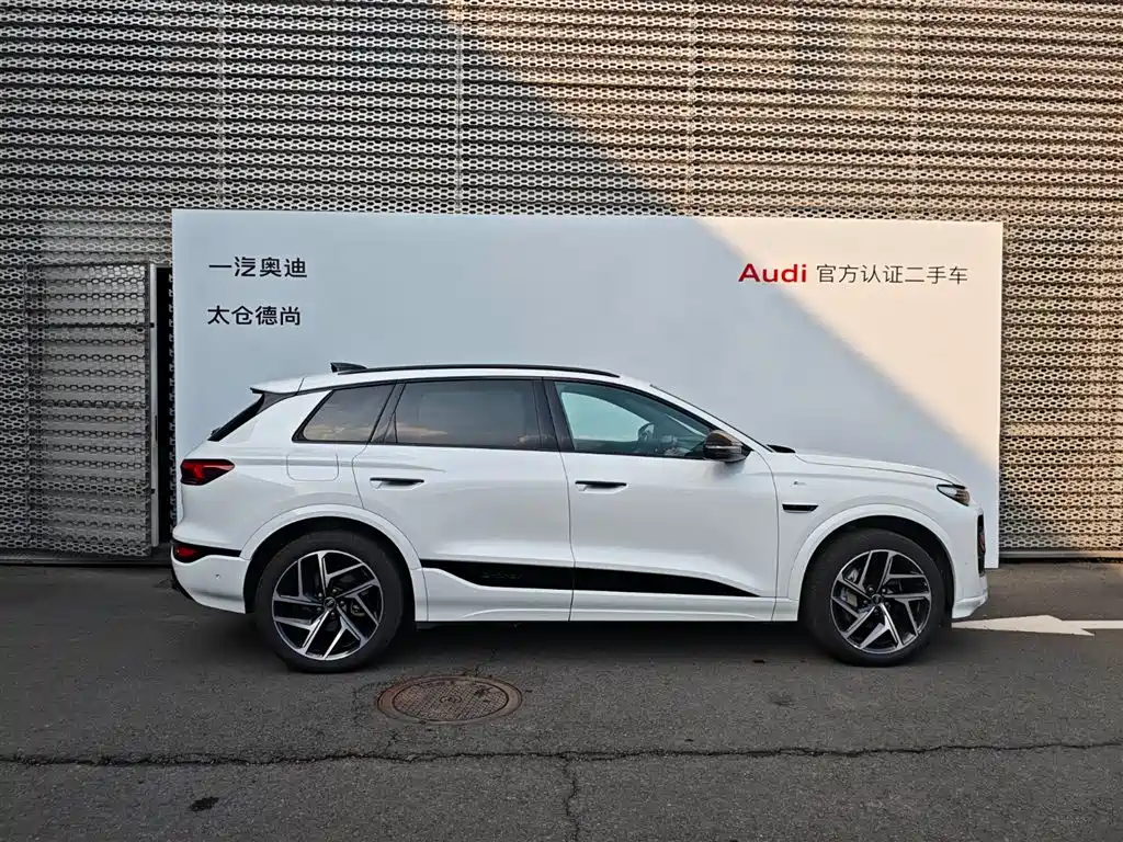 Audi AudiQ6L e-tron — миниатюра 4