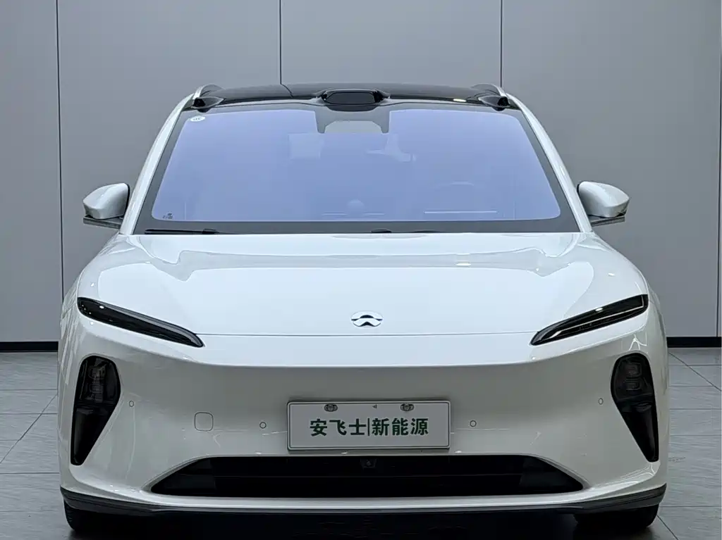 NIO ET5T — миниатюра 2