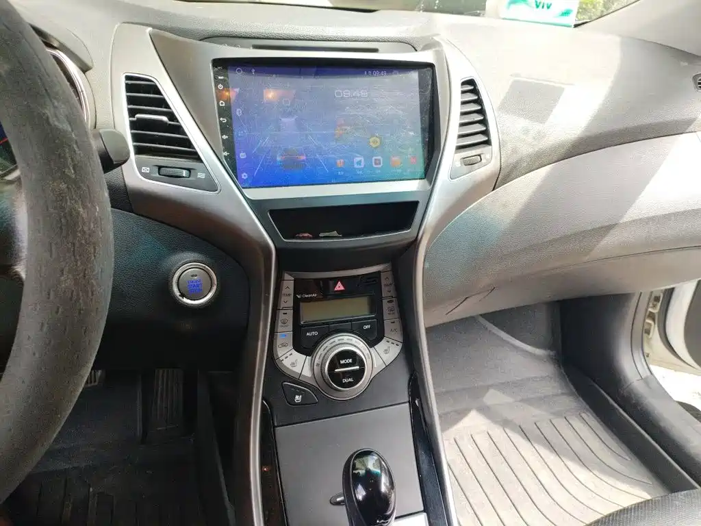Hyundai Elantra Langdong — миниатюра 10