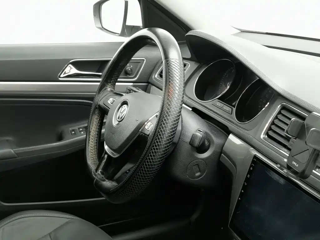 Volkswagen Lavida — миниатюра 22