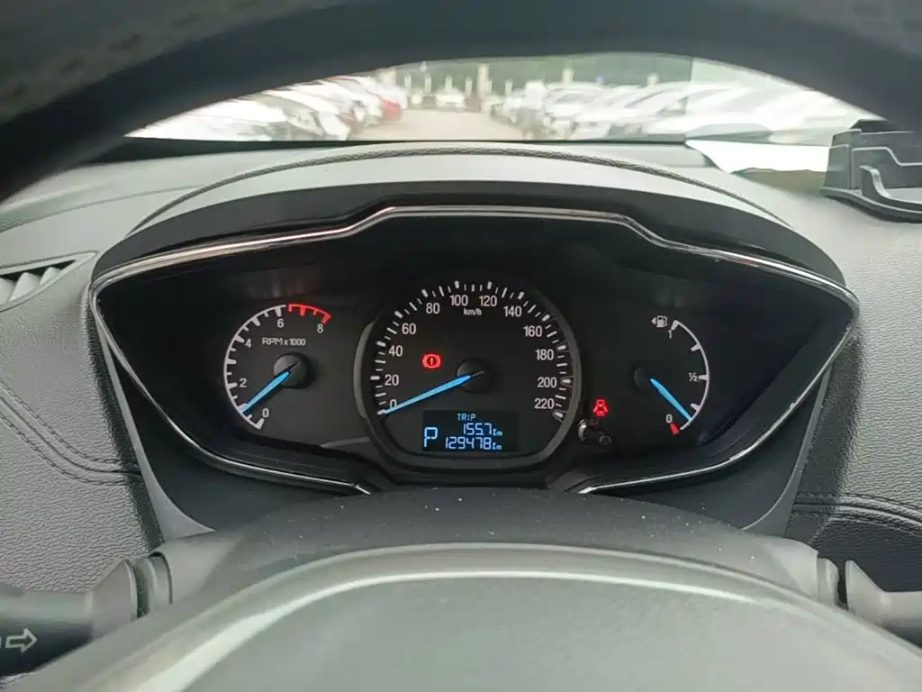 Ford Escort — миниатюра 12