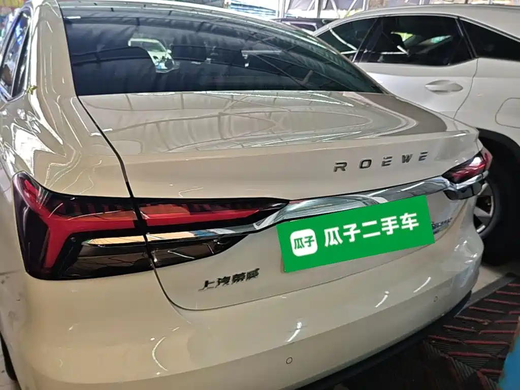 Roewe i6 MAX New Energy — миниатюра 6