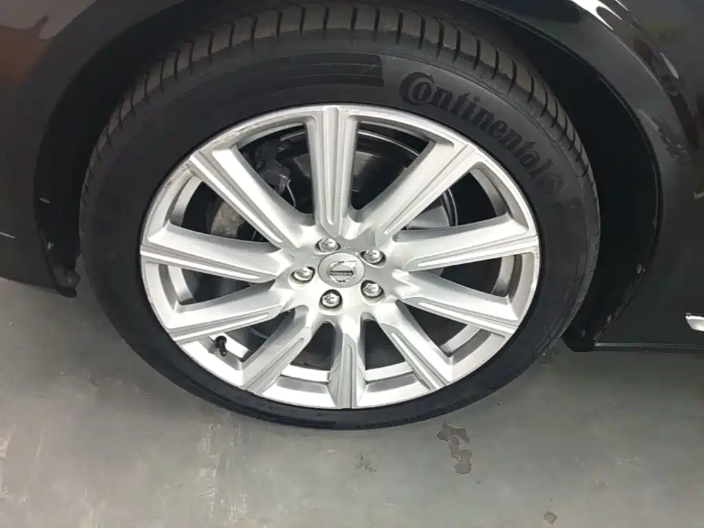 Volvo S90 — миниатюра 23