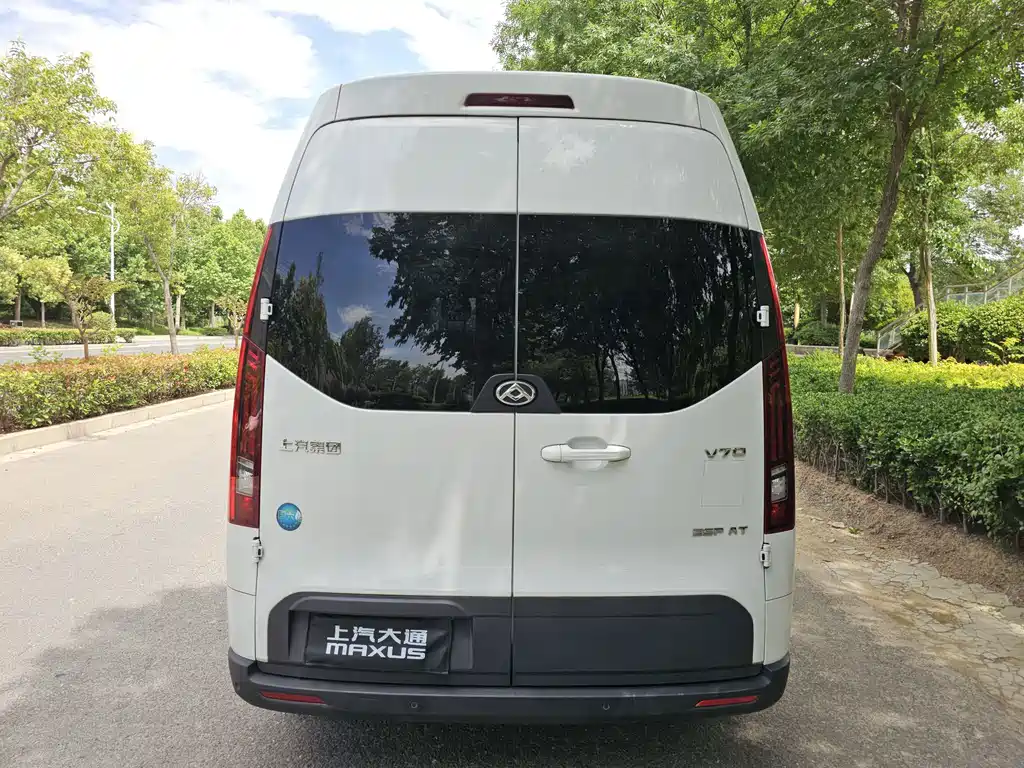 MAXUS V70 — миниатюра 6