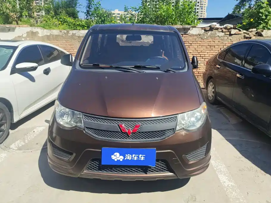 Wuling Hongguang — миниатюра 2