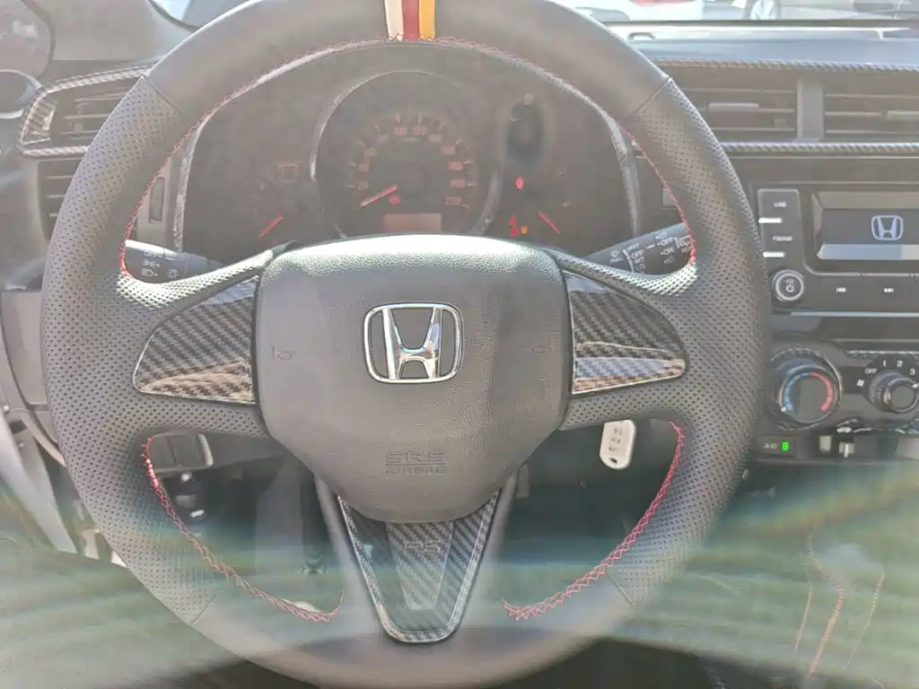 Honda Fit — миниатюра 11