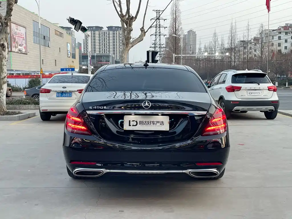 Mercedes-Benz S-Class — миниатюра 8