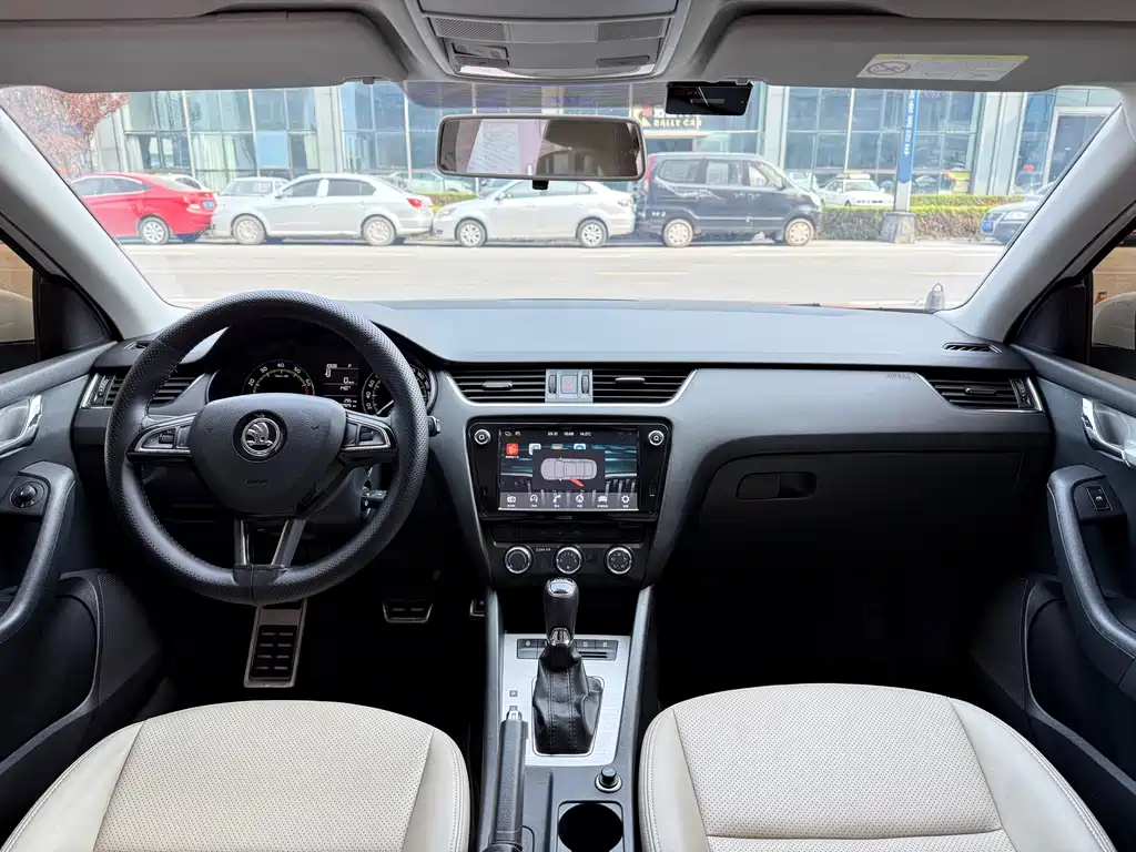 Skoda Octavia — миниатюра 11