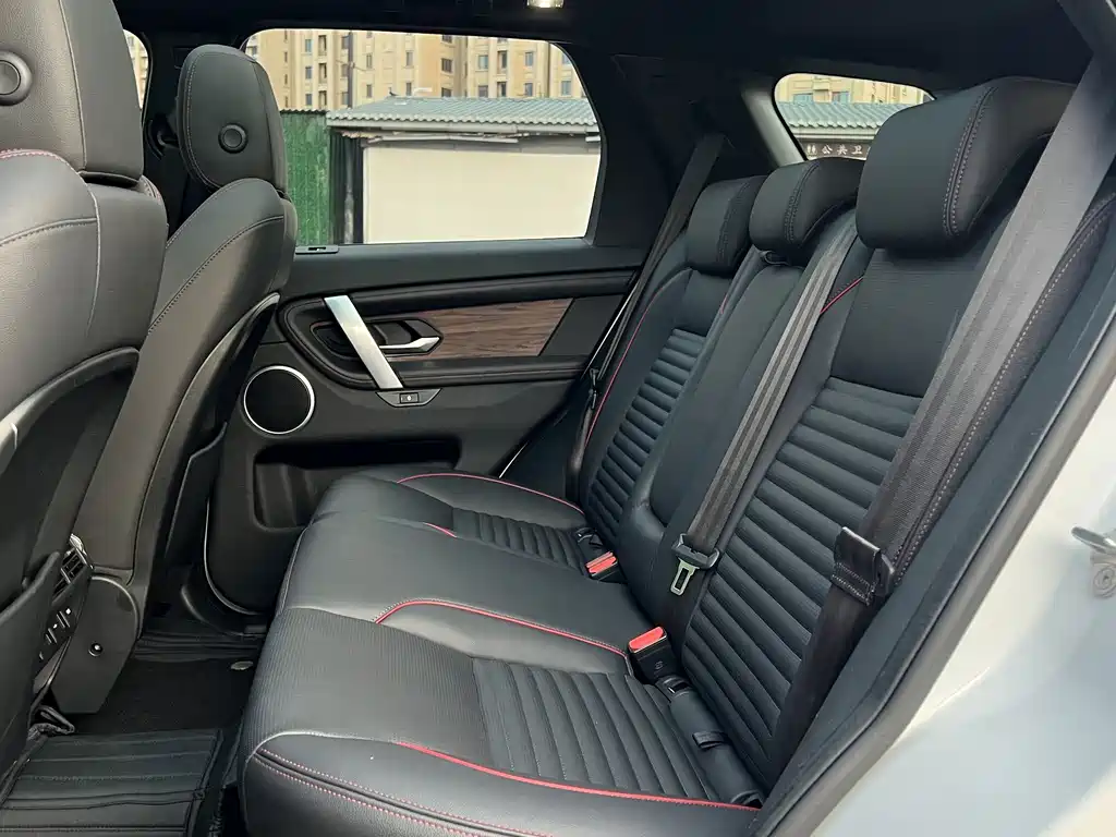 Land Rover Discovery Sport — миниатюра 8