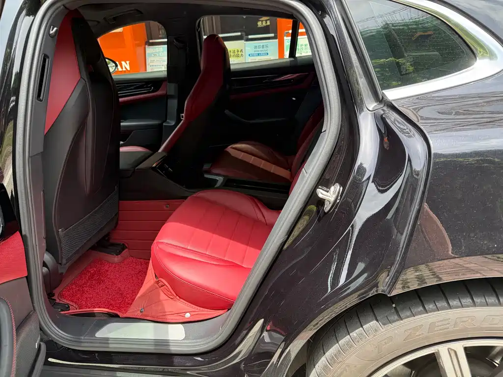 Porsche Panamera — миниатюра 11