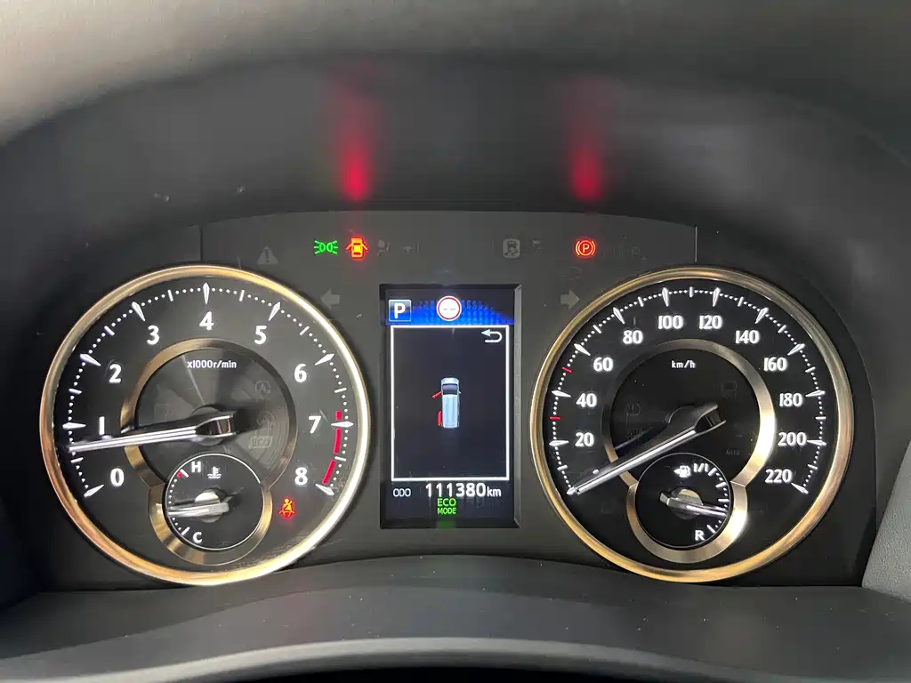 Toyota Alphard — миниатюра 22