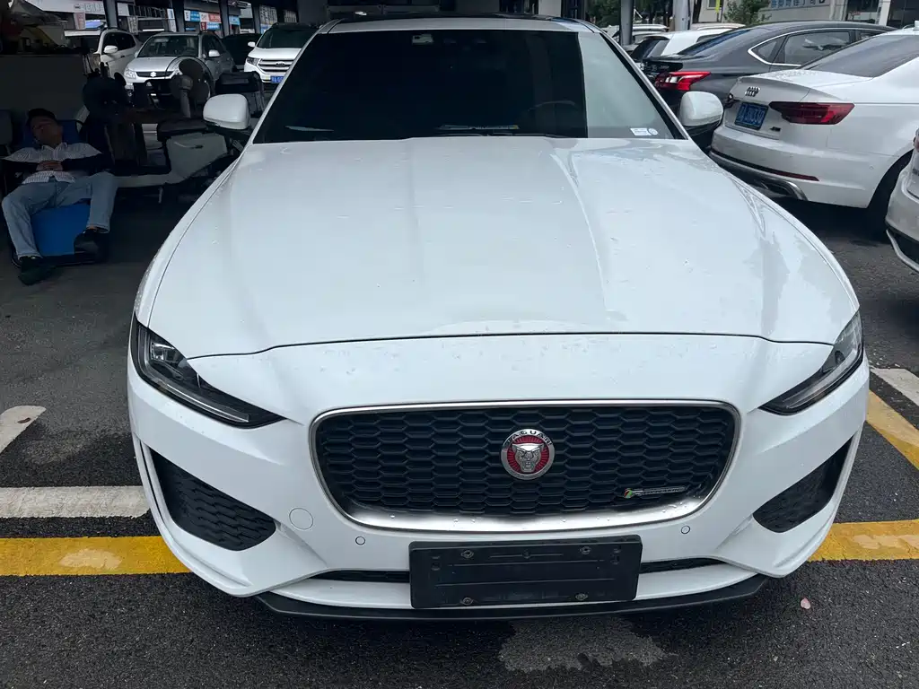 Jaguar XEL — миниатюра 2