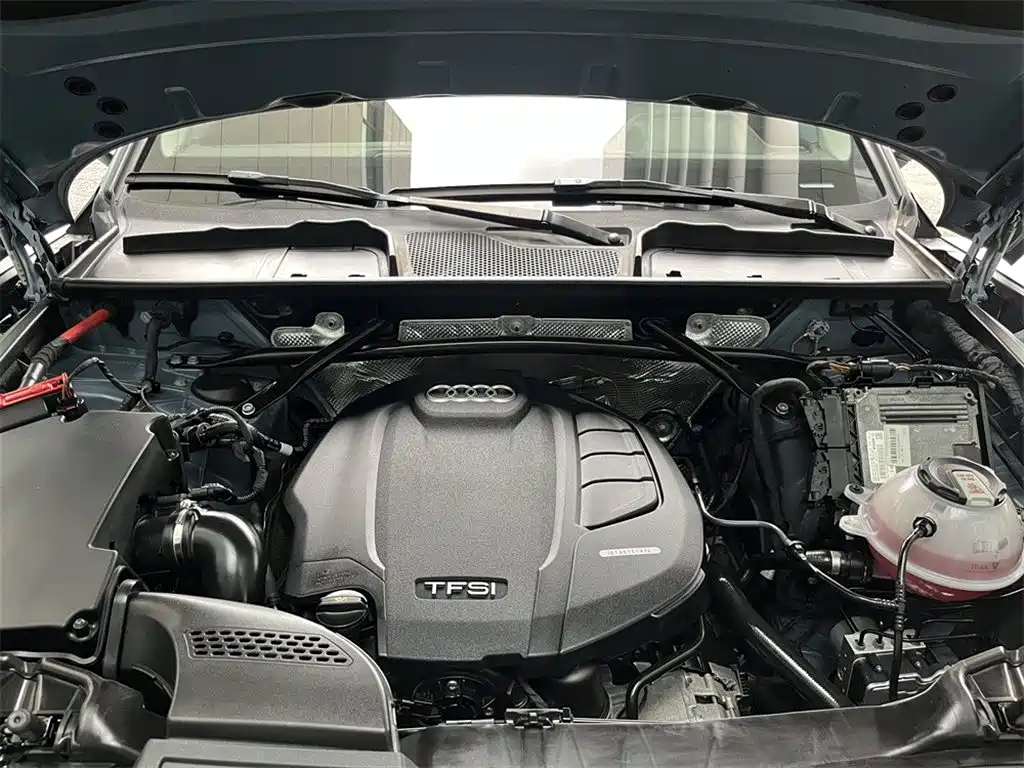 Audi Q5L 2022 40T RS
