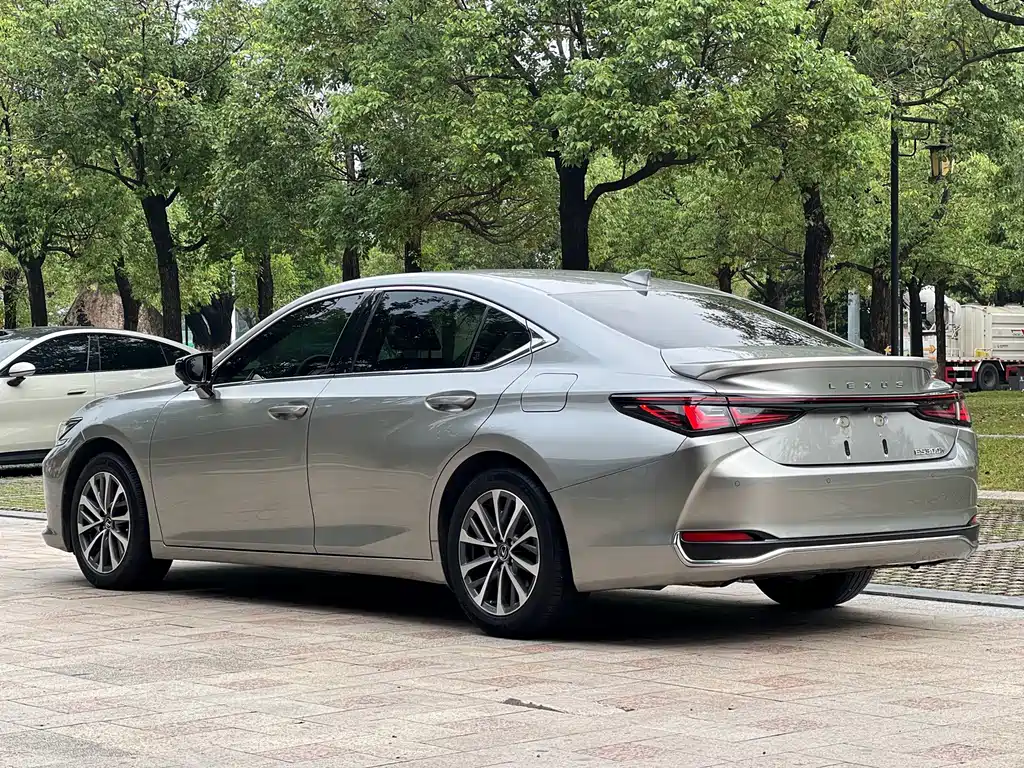 Lexus ES — фотографии объявления, Фото 34