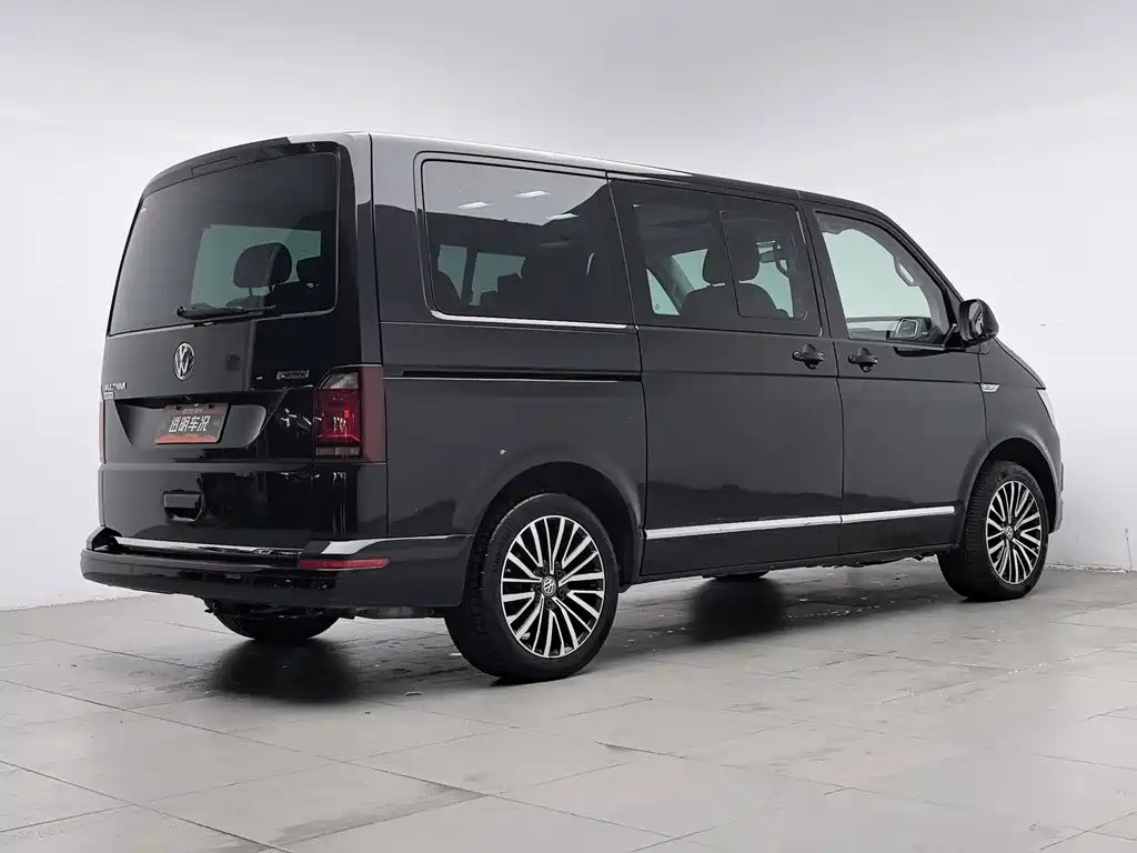 Volkswagen Multivan — миниатюра 2