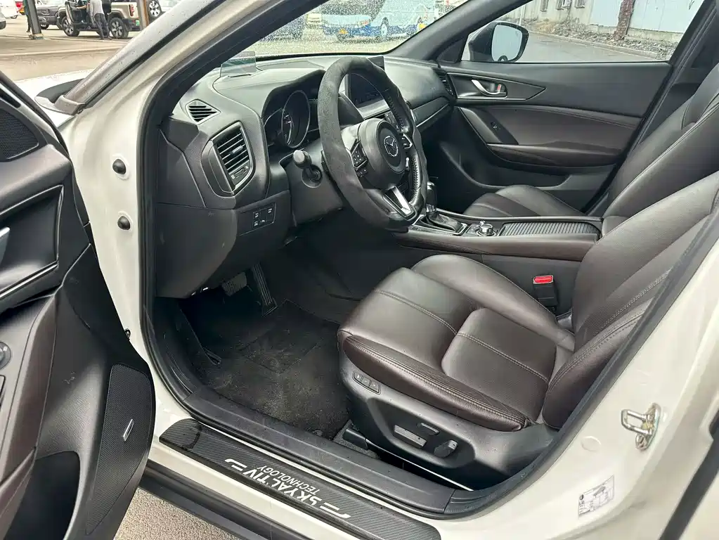 Mazda CX-4 — миниатюра 4