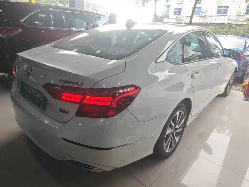 Honda Inspire — миниатюра 7