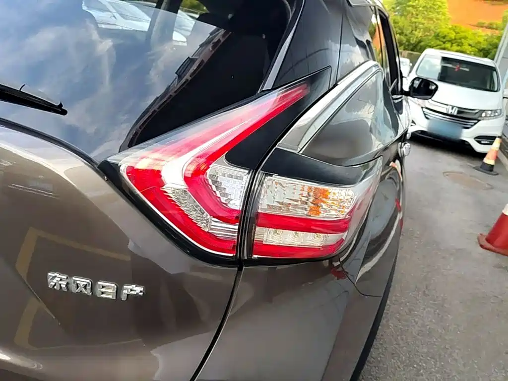 Nissan Murano — миниатюра 8