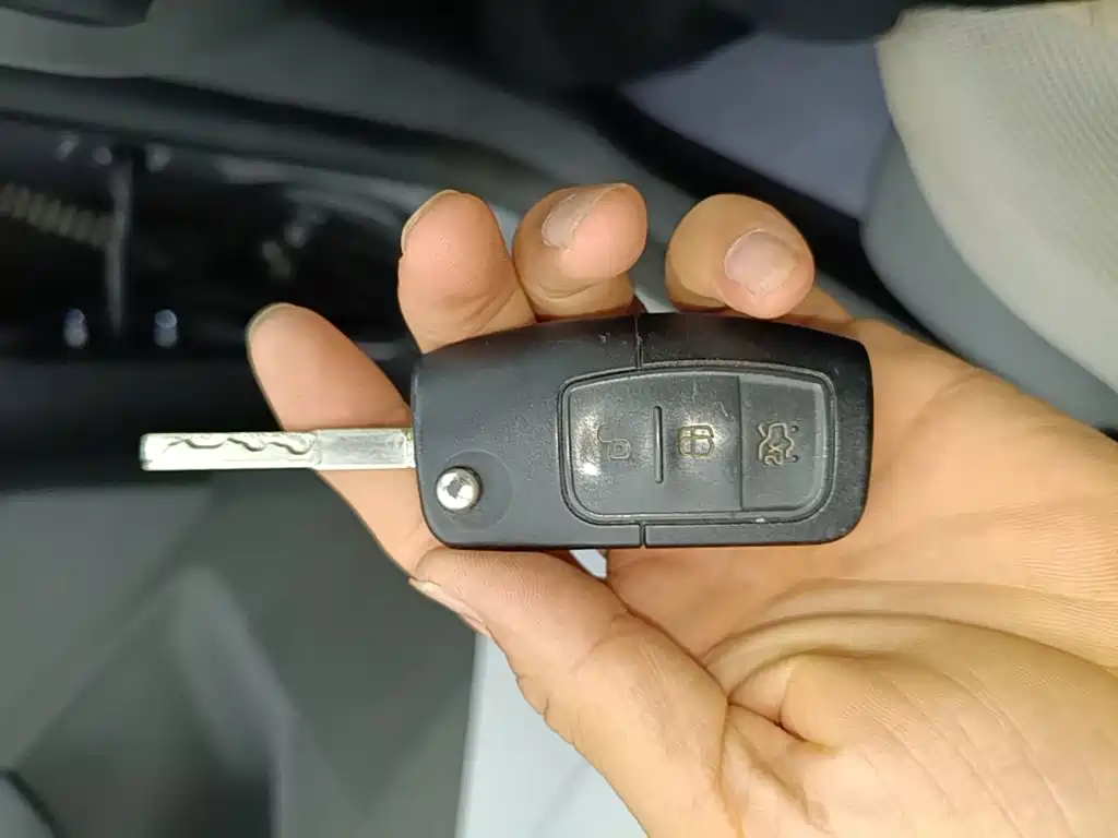 Ford Focus 2013 1.8L MT