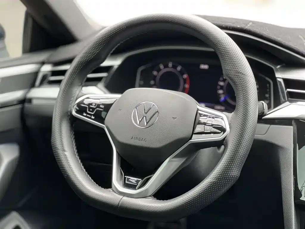 Volkswagen CC — миниатюра 7