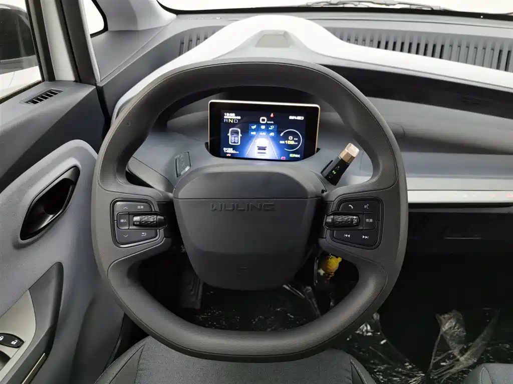 Wuling Nano EV — миниатюра 11