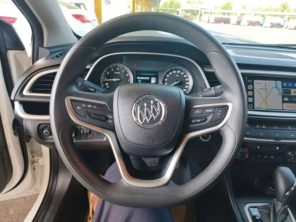 Buick Excelle — миниатюра 11