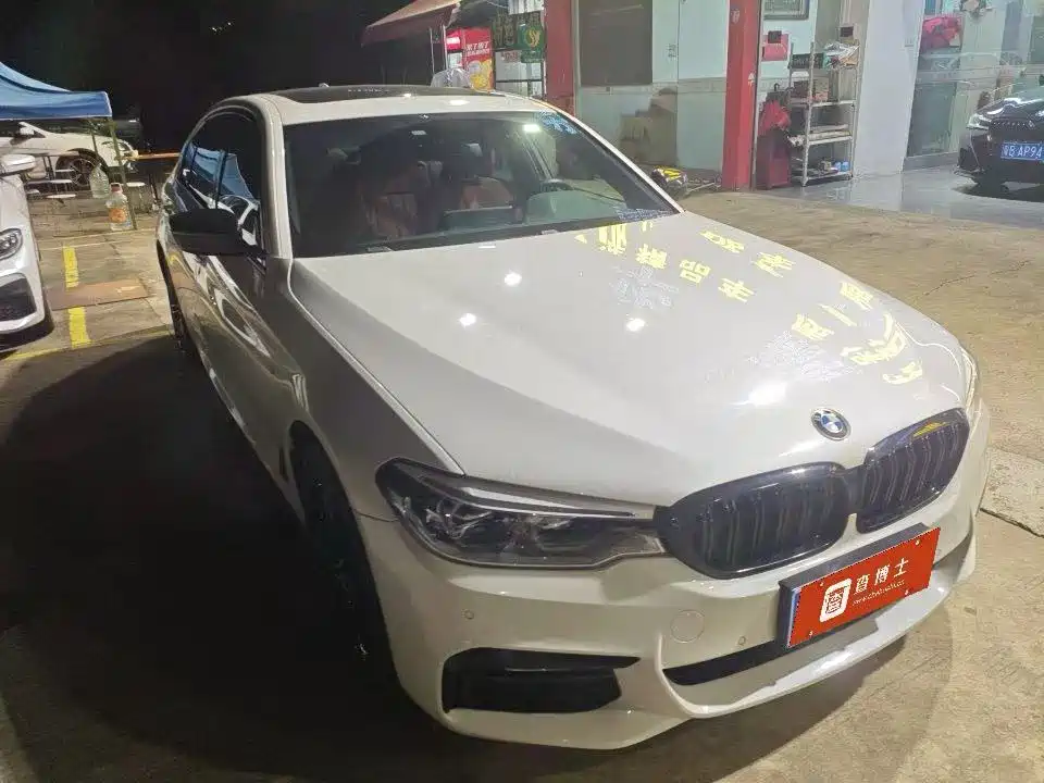BMW 5 Series — миниатюра 2