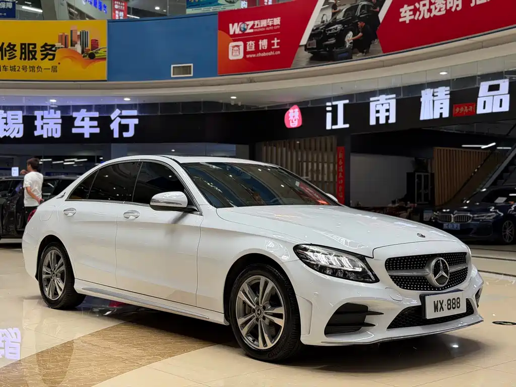 Mercedes-Benz C-Class — миниатюра 3