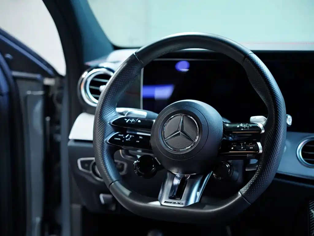 Mercedes-Benz E-Class AMG — миниатюра 35