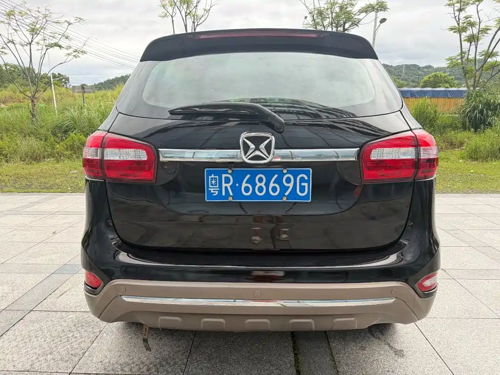 JMC Yusheng S350 — миниатюра 6
