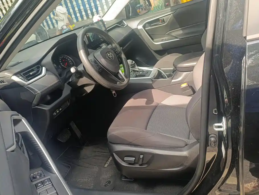 Toyota Wildlander — миниатюра 9