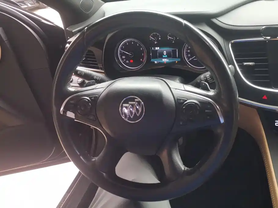 Buick LaCrosse — миниатюра 15