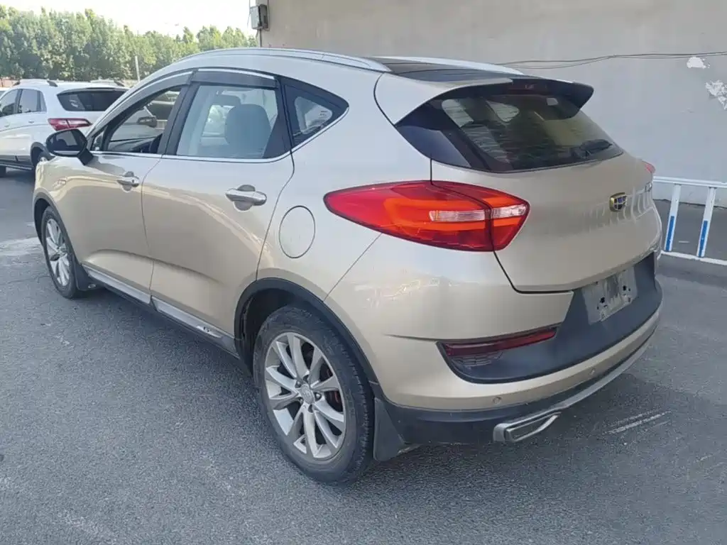 Geely Emgrand GS — миниатюра 5