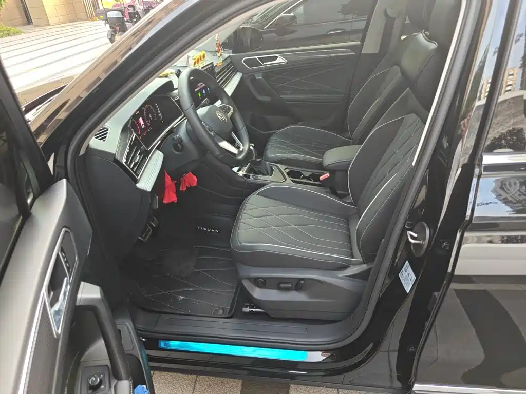 Volkswagen Tiguan L — миниатюра 8