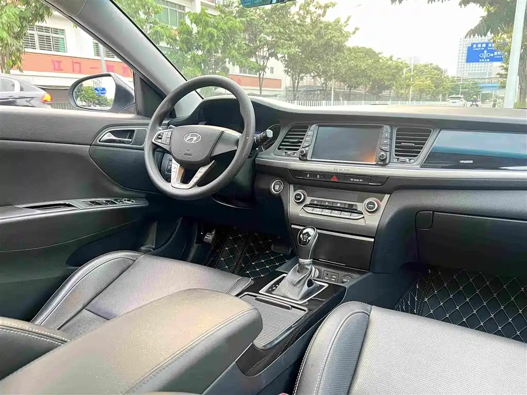 Hyundai Mistra — миниатюра 12